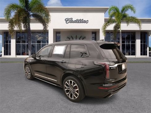 Certified 2024 Cadillac XT6 Sport w/ Platinum Package image 11