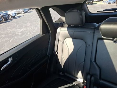 New 2025 Ford Escape SE w/ PHEV Premium Package FWD image 13