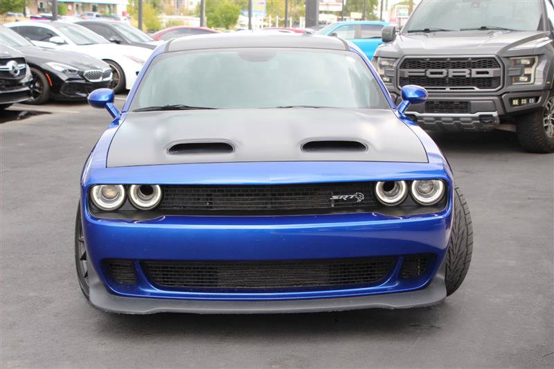 Used 2019 Dodge Challenger SRT Hellcat RWD image 3