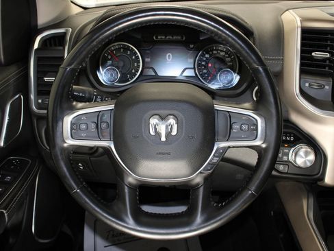 Used 2022 RAM 1500 Laramie AWD/4WD image 17