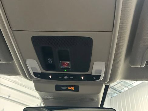 Used 2024 Honda Accord Touring image 30