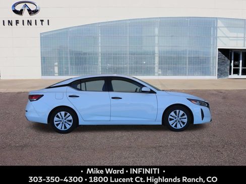 Used 2024 Nissan Sentra S w/ Lighting Package FWD image 7