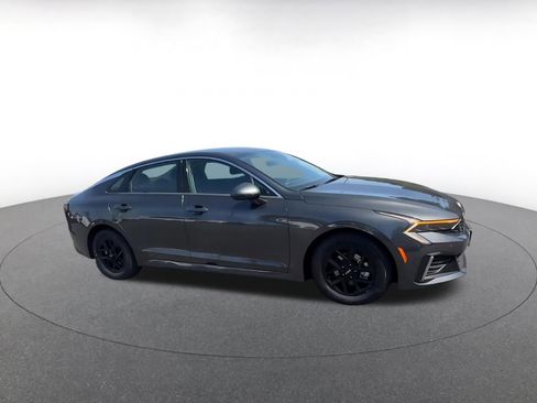 Used 2025 Kia K5 LXS FWD image 2