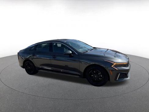 Used 2025 Kia K5 LXS image 2