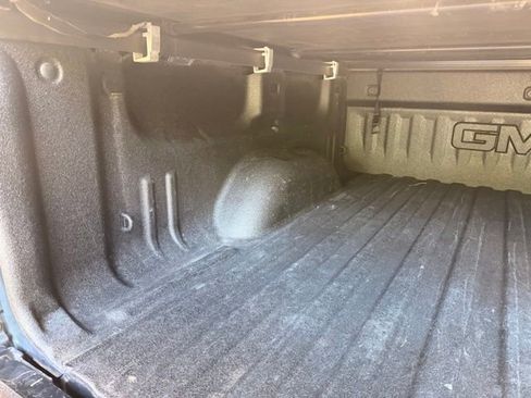 Used 2018 GMC Sierra 1500 SLT AWD/4WD image 11
