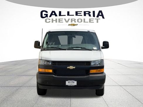 New 2026 Chevrolet Express 2500 Extended w/ Driver Convenience Package RWD image 3