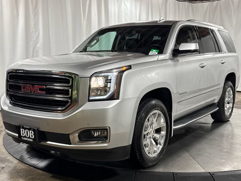 Used 2017 GMC Yukon SLT w/ HD Trailering Package AWD/4WD image 1