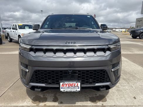 New 2026 Jeep Grand Wagoneer Limited AWD/4WD image 31