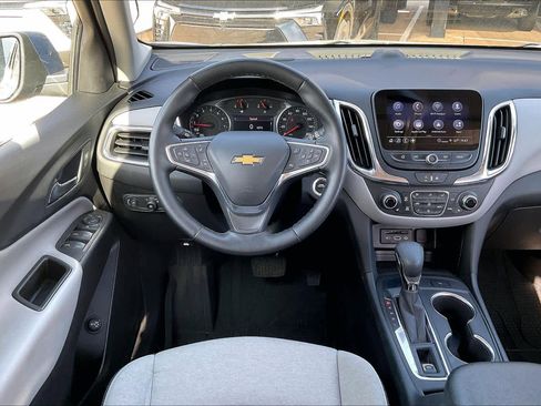 Certified 2024 Chevrolet Equinox LT FWD image 6