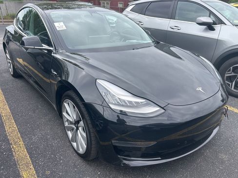 Used 2019 Tesla Model 3 AWD/4WD image 3