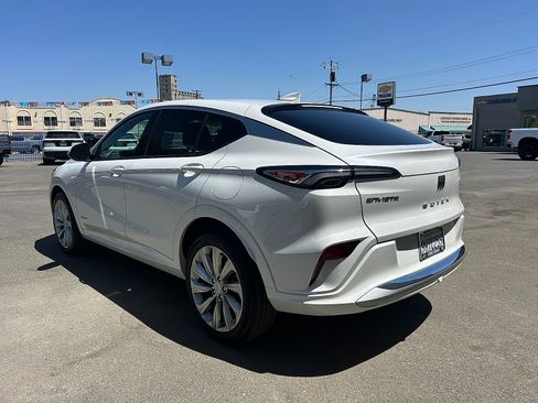 Used 2024 Buick Envista Avenir FWD image 5