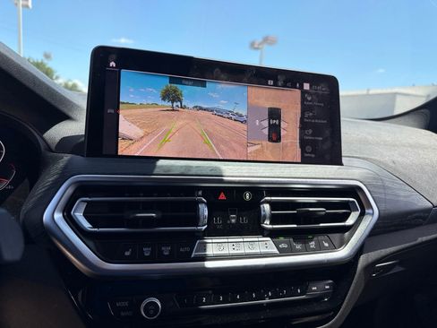 Used 2023 BMW X4 xDrive30i w/ M Sport Package AWD/4WD image 14