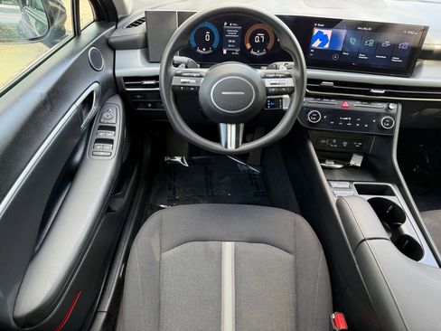 Used 2025 Hyundai Sonata SEL FWD image 14