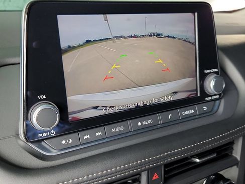 Used 2026 Nissan Rogue SV FWD image 20