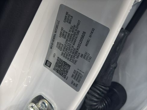 New 2025 GMC Canyon Elevation w/ Convenience Package image 39