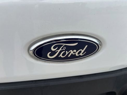 Used 2024 Ford Transit 350 XLT RWD image 28