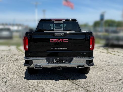 New 2026 GMC Sierra 1500 SLT w/ SLT Premium Package AWD/4WD image 4
