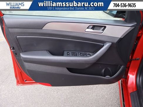Used 2018 Hyundai Sonata Sport FWD image 17