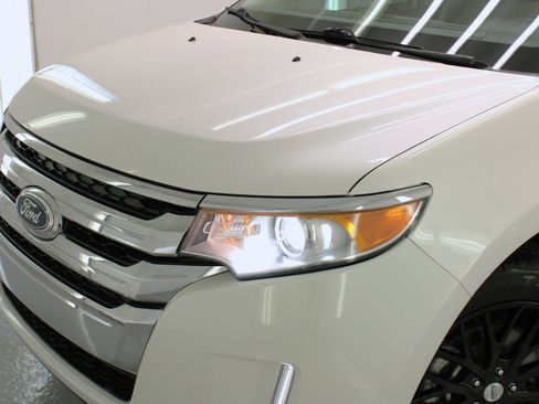 Used 2012 Ford Edge Limited image 17