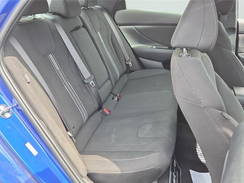 Used 2026 Hyundai Elantra SEL Sport Premium image 15