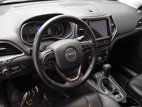 Used 2021 Jeep Cherokee Latitude Lux w/ Comfort/Convenience Group image 7