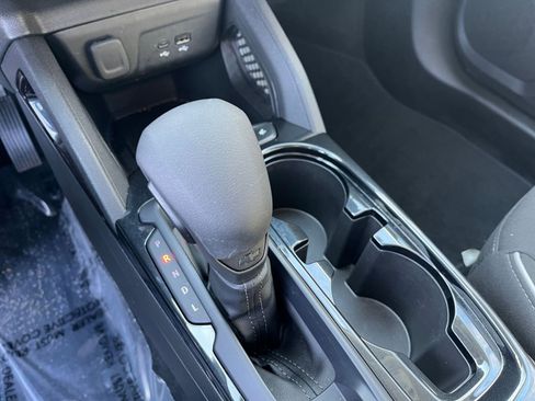 Used 2025 Chevrolet TrailBlazer LT image 35