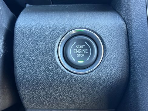 New 2026 GMC Acadia AT4 image 33