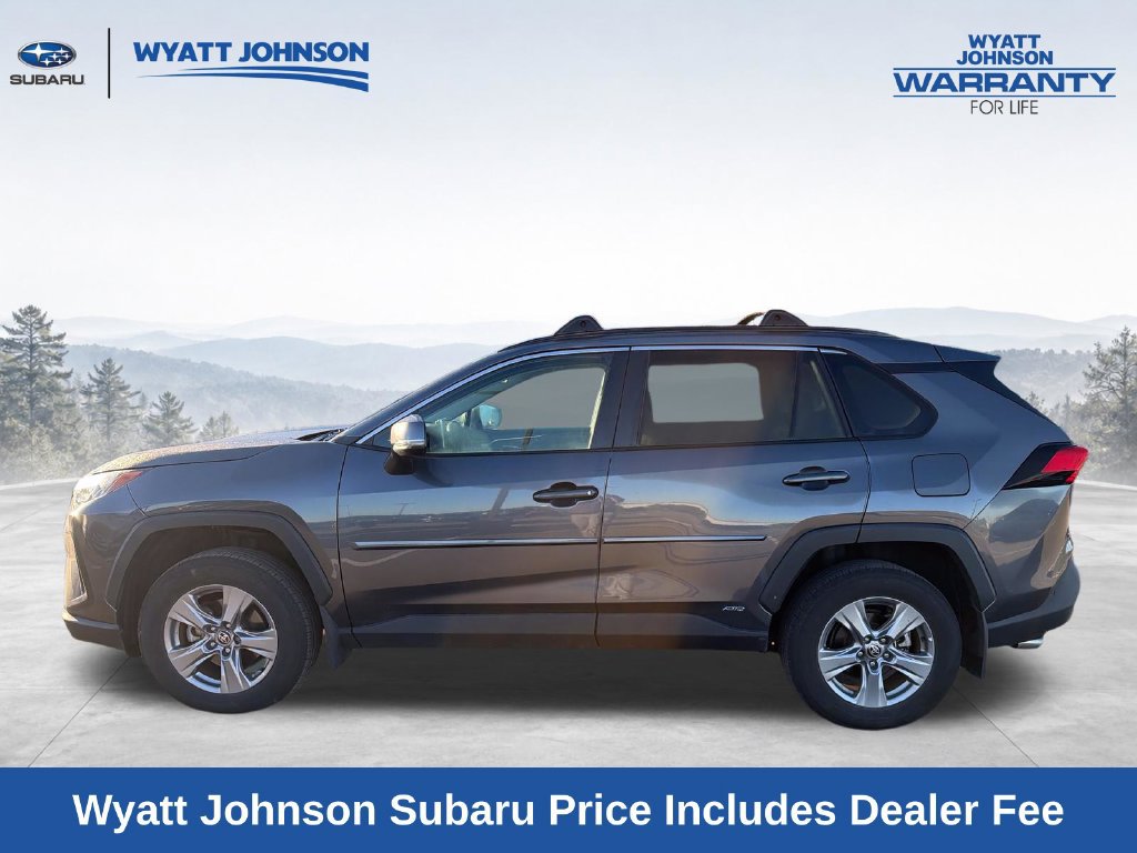 Used 2024 Toyota RAV4 XLE w/ Convenience Package AWD/4WD image 4