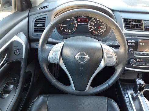 Used 2017 Nissan Altima 2.5 SL image 5