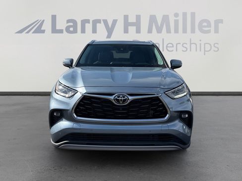 Used 2022 Toyota Highlander Platinum image 8