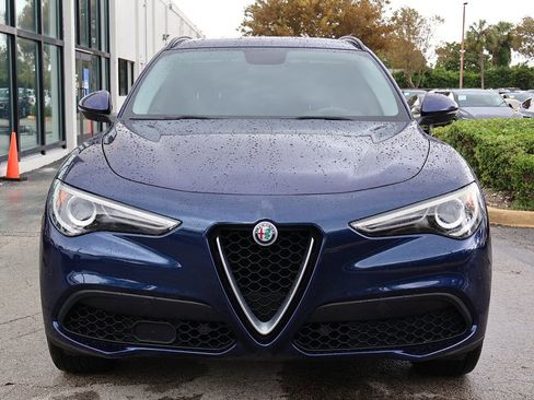 Used 2018 Alfa Romeo Stelvio Sport w/ Quick Order Package 22J Sport AWD/4WD image 10