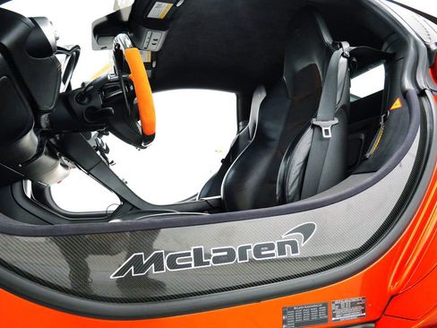 Used 2012 McLaren MP4-12C Coupe RWD image 27