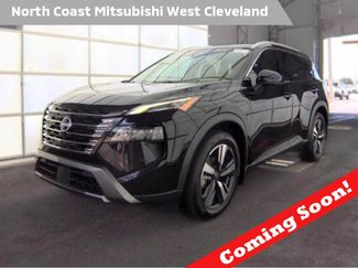 Used 2025 Nissan Rogue SL FWD video 1