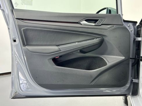 Used 2024 Volkswagen GTI Autobahn image 37