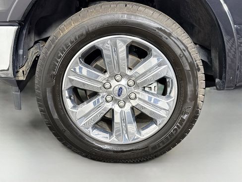 Used 2020 Ford F150 Lariat w/ Equipment Group 502A Luxury image 38