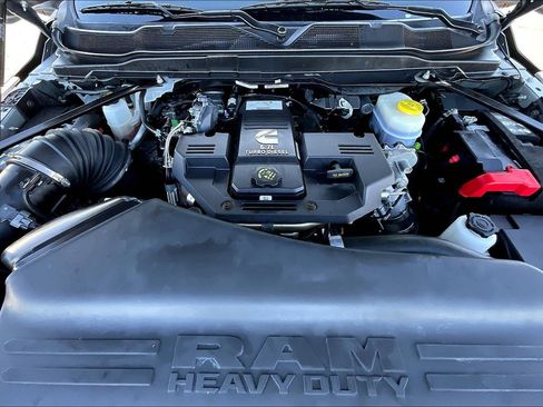 Used 2024 RAM 2500 Big Horn image 10