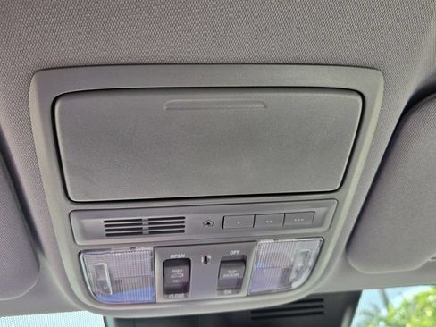 Used 2022 Honda CR-V EX-L image 22