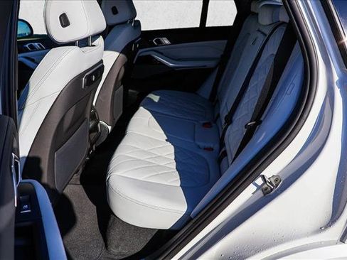 New 2026 BMW X5 xDrive40i w/ M Sport Package image 19