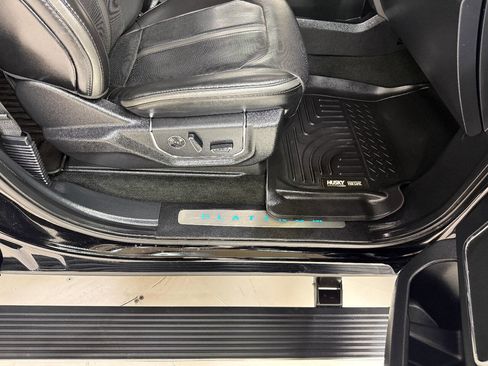 Used 2017 Ford F250 Platinum w/ FX4 Off-Road Package image 26