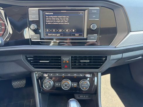 Used 2021 Volkswagen Jetta FWD image 15