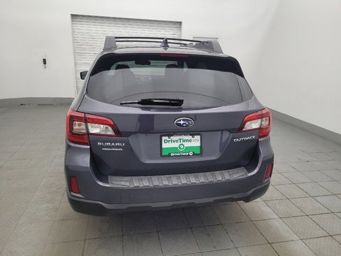Used 2016 Subaru Outback 2.5i Premium image 6