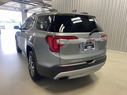 Used 2023 GMC Acadia SLE w/ Driver Convenience Package image 7