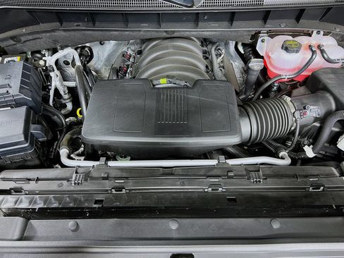 New 2026 Chevrolet Silverado 1500 LTZ w/ LTZ Premium Package AWD/4WD image 32