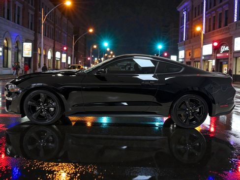Used 2022 Ford Mustang Coupe w/ Black Accent Package image 4