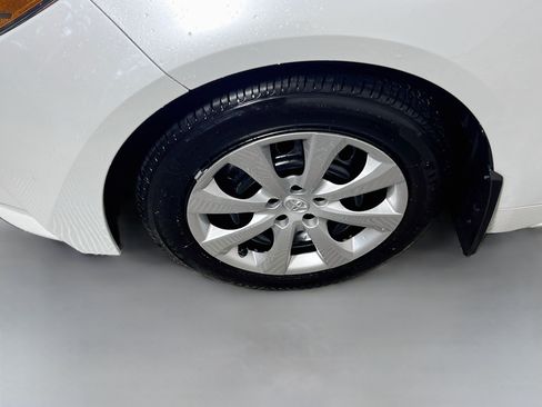 Used 2026 Toyota Corolla LE FWD image 14