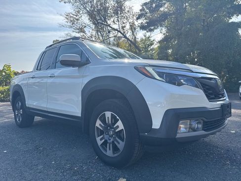 Used 2018 Honda Ridgeline RTL-E image 3