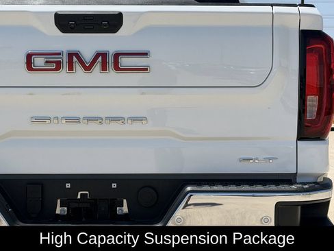 Used 2026 GMC Sierra 1500 SLT w/ SLT Premium Plus Package AWD/4WD image 9