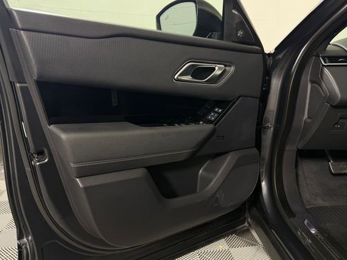 Used 2023 Land Rover Range Rover Velar R-Dynamic S AWD/4WD image 21