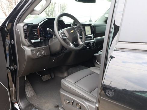 New 2026 Chevrolet Silverado 2500 LT w/ All Star Edition AWD/4WD image 11