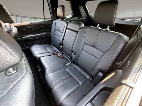 Used 2025 Honda Passport TrailSport image 21